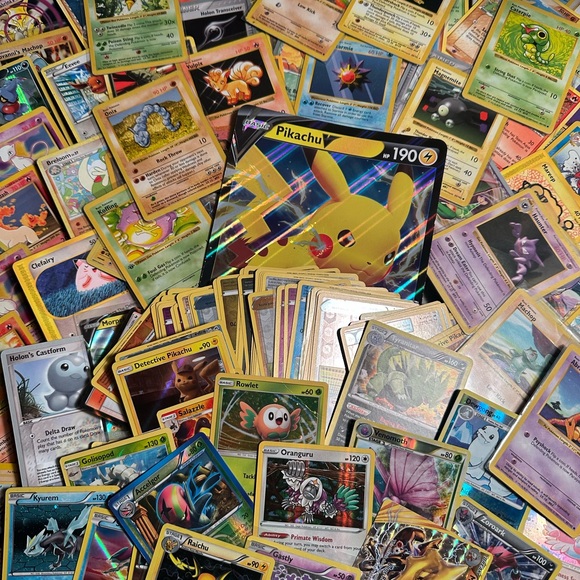 50 POUNDS POKÉMON MEGA MYSTERY BOX VINTAGE WOTC TO NEWEST - Picture 10 of 10